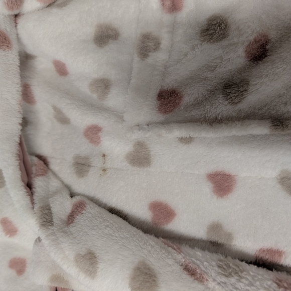 Cozy Heart Patterned Women's Robe - Picture 2 of 4